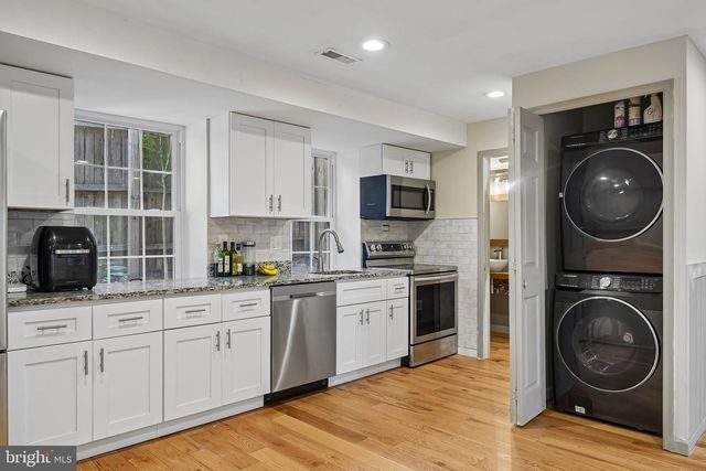 6705 LAWNTON AVE, Philadelphia, PA 19126