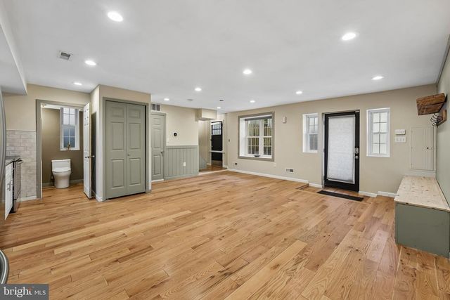 6705 LAWNTON AVE, Philadelphia, PA 19126