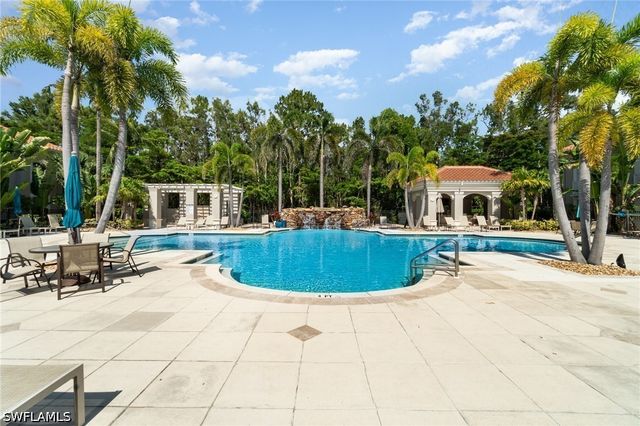 8570 Evernia CT 101, Estero, FL 34135