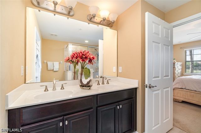 8570 Evernia CT 101, Estero, FL 34135