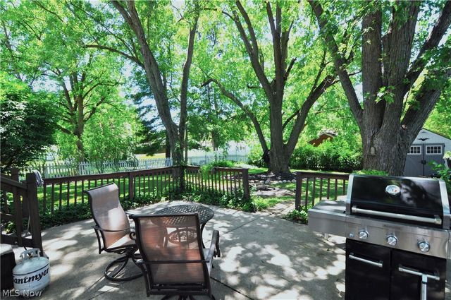 614 Hartzell Drive, Norton, OH 44203