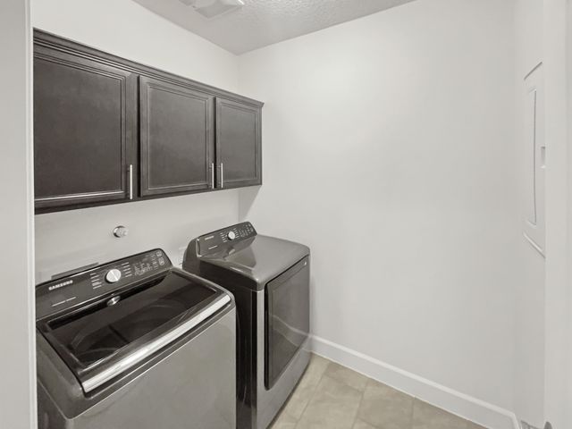 1959 CASTLE PEAK Loop NE, Rio Rancho, NM 87144