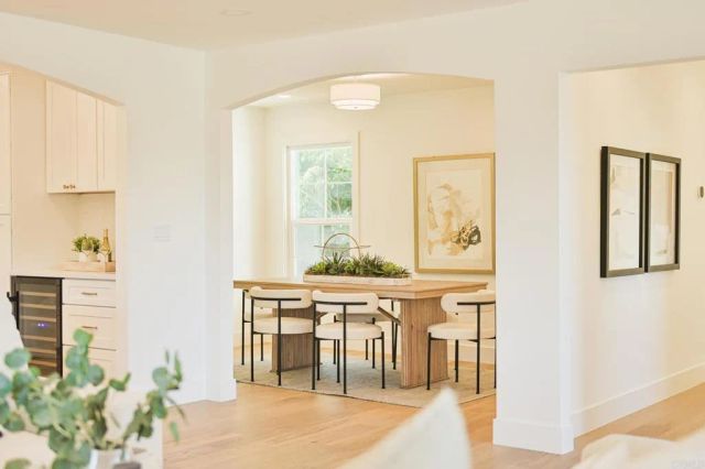 1045 Tarento Drive, San Diego, CA 92107