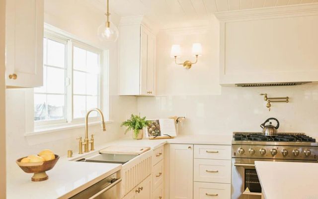 1045 Tarento Drive, San Diego, CA 92107