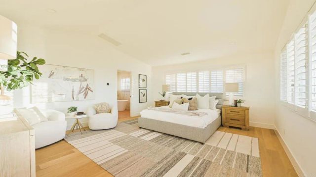 1045 Tarento Drive, San Diego, CA 92107