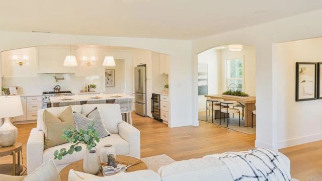 1045 Tarento Drive, San Diego, CA 92107