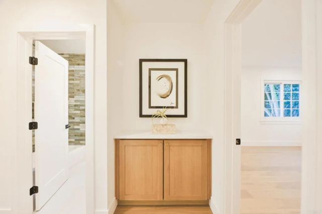 1045 Tarento Drive, San Diego, CA 92107