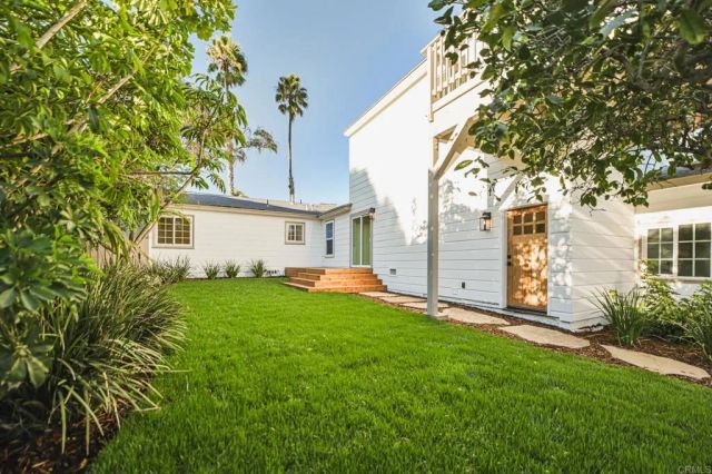 1045 Tarento Drive, San Diego, CA 92107