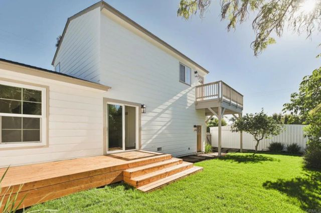 1045 Tarento Drive, San Diego, CA 92107