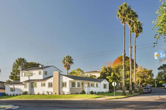 1045 Tarento Drive, San Diego, CA 92107