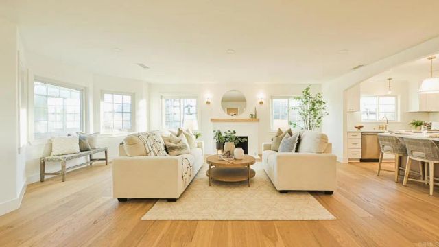 1045 Tarento Drive, San Diego, CA 92107