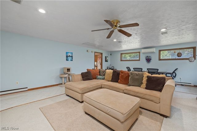 2565 Abbe Road, Sheffield Village, OH 44054