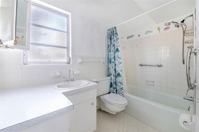 1010 NORMA AVENUE, Haines City, FL 33844