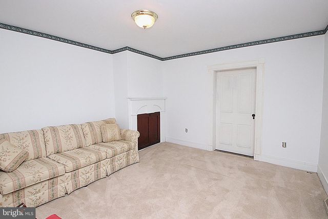 202 E MAIN ST, Burkittsville, MD 21718