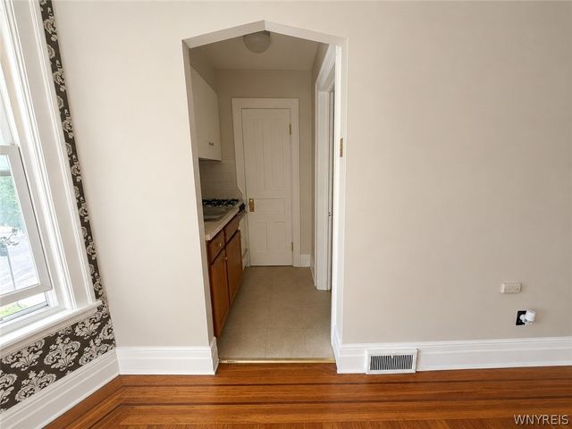 390 West Delavan Avenue, Buffalo, NY 14213