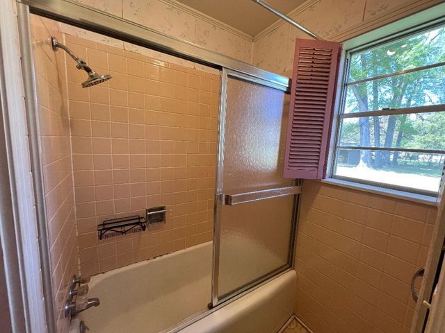 1010 W Garrison, Carthage, TX 75633