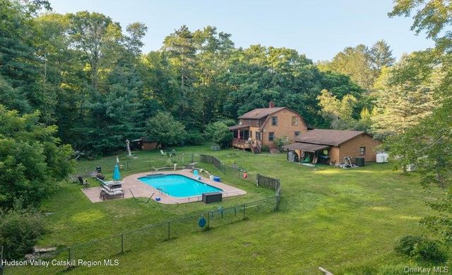 835 County Route 2, Accord, NY 12404