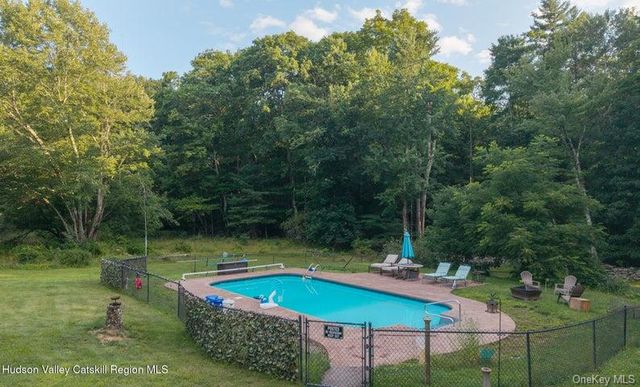 835 County Route 2, Accord, NY 12404