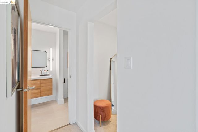 802 N Delaware ST APT 202, San Mateo, CA 94401