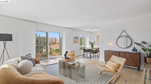 802 N Delaware ST APT 202, San Mateo, CA 94401