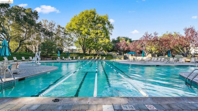 802 N Delaware ST APT 202, San Mateo, CA 94401