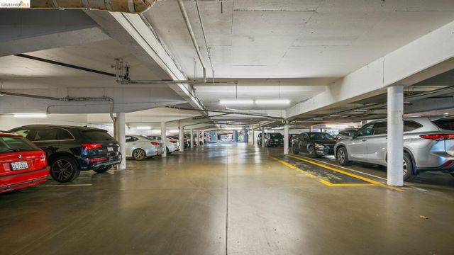 802 N Delaware ST APT 202, San Mateo, CA 94401