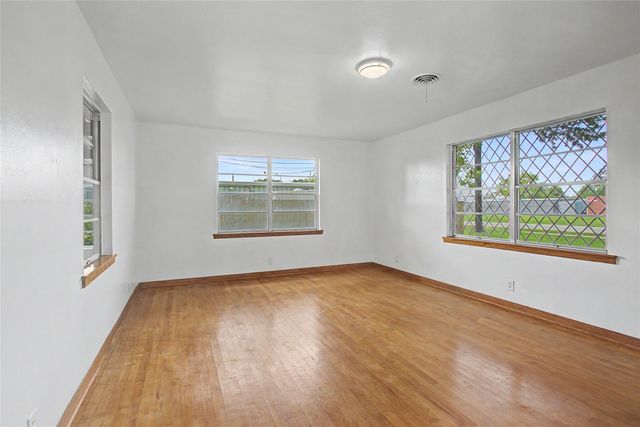 2337 Pearland Avenue, Pearland, TX 77581