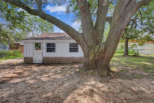 2337 Pearland Avenue, Pearland, TX 77581