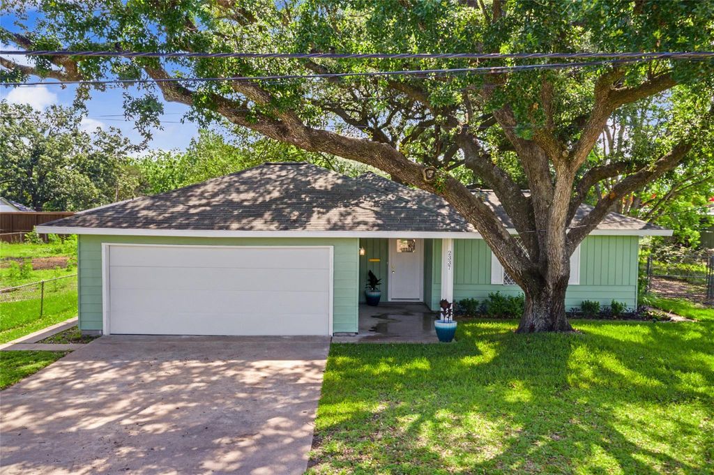 2337 Pearland Avenue, Pearland, TX 77581