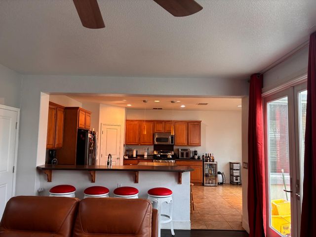 10573 Lake Point Ave, Stockton, CA 95219