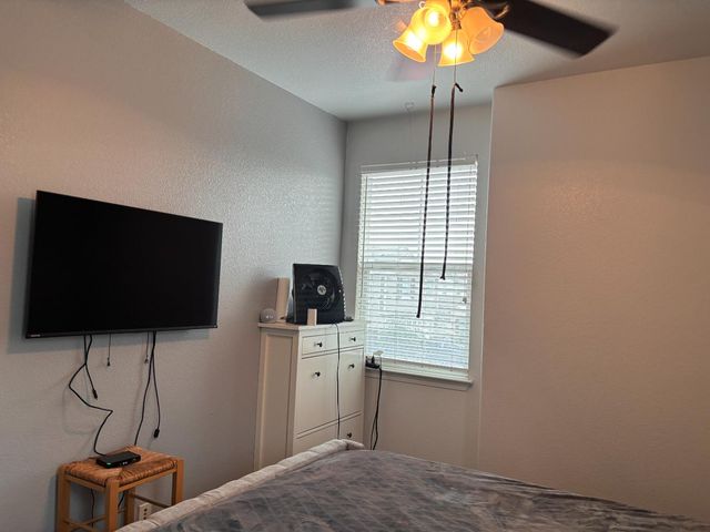 10573 Lake Point Ave, Stockton, CA 95219