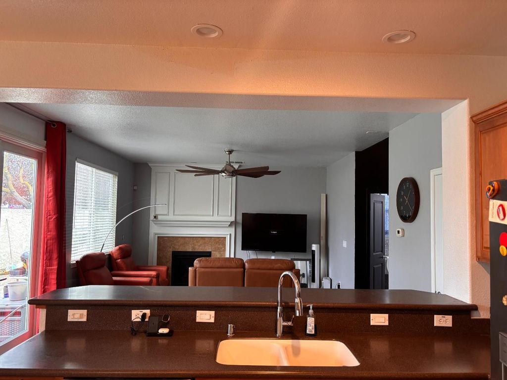 10573 Lake Point Ave, Stockton, CA 95219