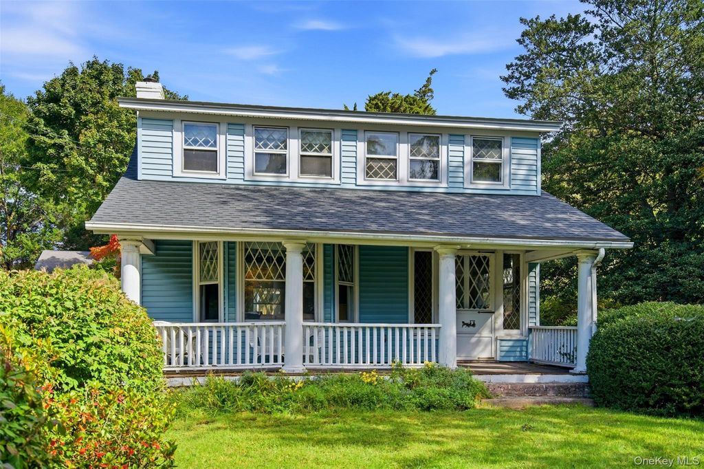 504 West Broadway, Port Jefferson, NY 11777 — exterior