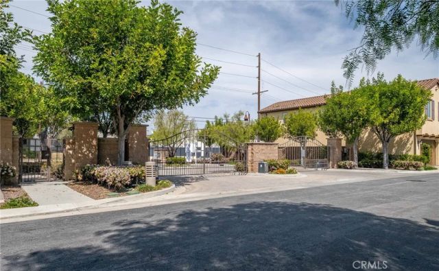 783 Gatun Street 104, San Pedro, CA 90731