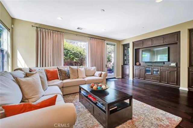 783 Gatun Street 104, San Pedro, CA 90731