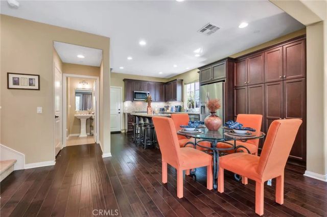 783 Gatun Street 104, San Pedro, CA 90731