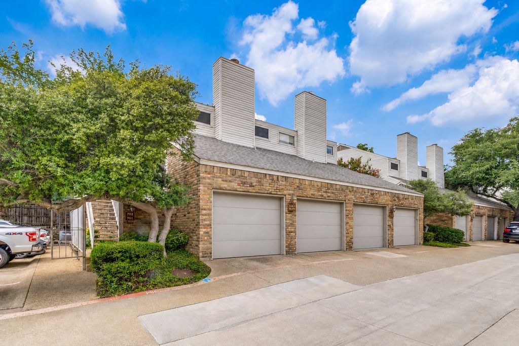 7340 Skillman Street 702, Dallas, TX 75231