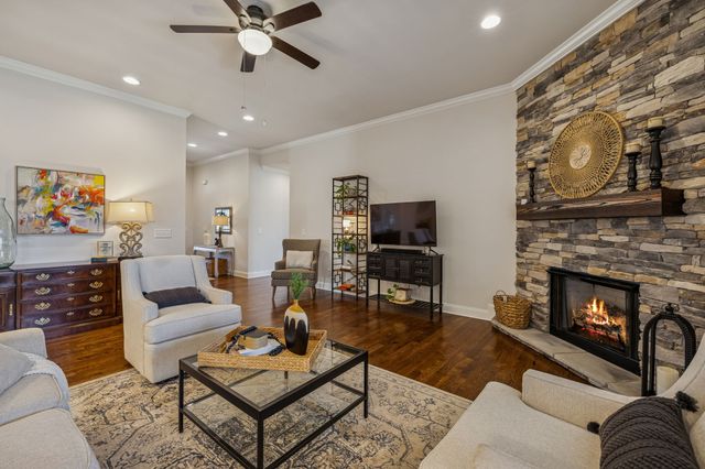 1148 Pretender Way, Columbia, TN 38401