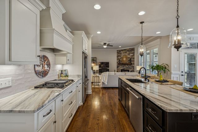 1148 Pretender Way, Columbia, TN 38401