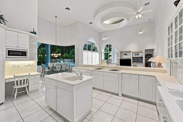 5386 NW 77th Terrace, Coral Springs, FL 33067