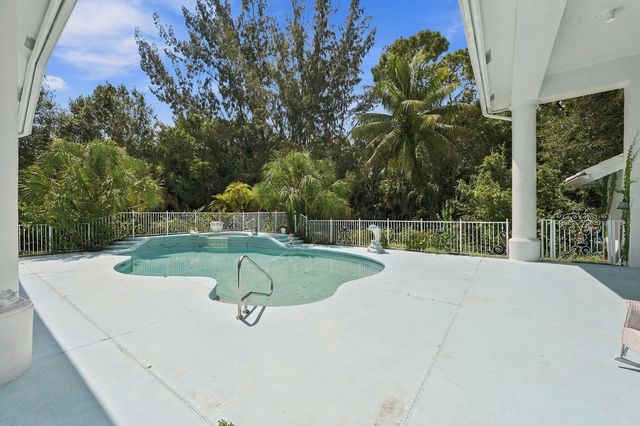 5386 NW 77th Terrace, Coral Springs, FL 33067