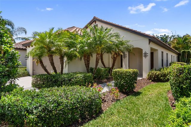 4226 MIDNIGHT BLUE RUN, Bradenton, FL 34211