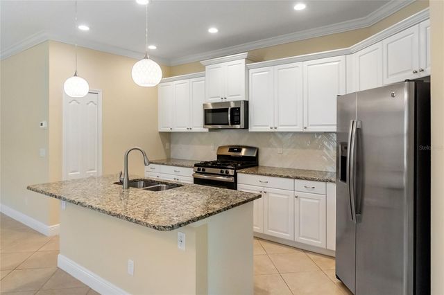 4226 MIDNIGHT BLUE RUN, Bradenton, FL 34211