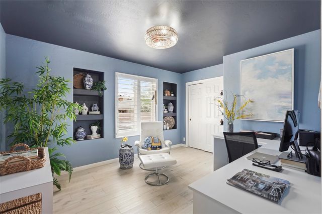 10209 Jarash Place NE, Albuquerque, NM 87122