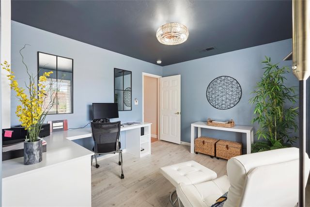 10209 Jarash Place NE, Albuquerque, NM 87122