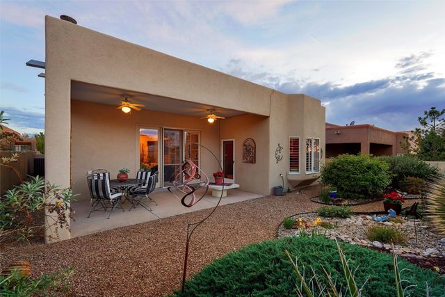 10209 Jarash Place NE, Albuquerque, NM 87122