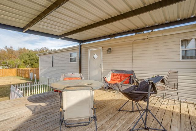 122 Blue Moon Court, Springtown, TX 76082