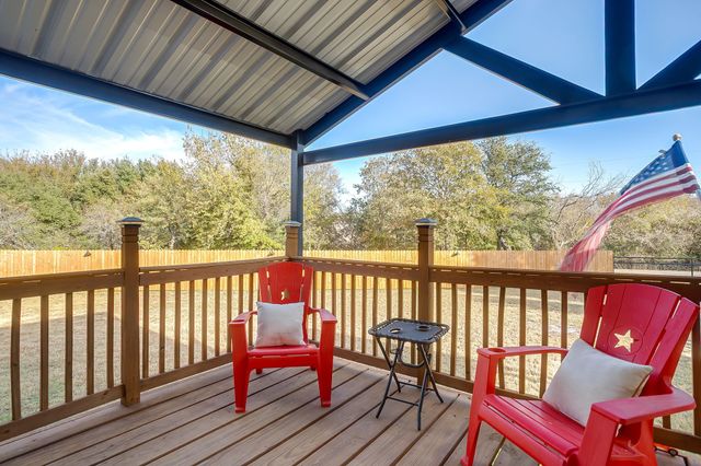 122 Blue Moon Court, Springtown, TX 76082