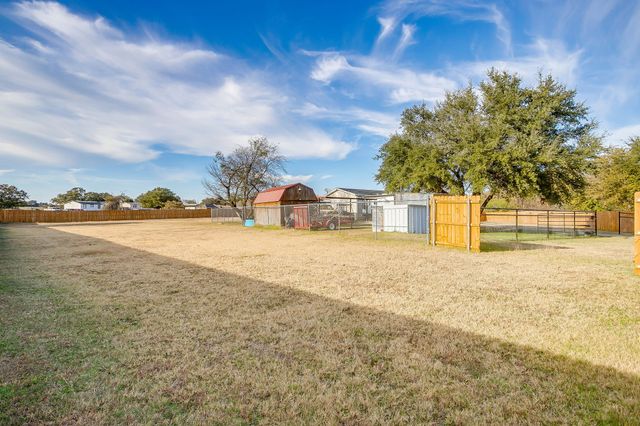 122 Blue Moon Court, Springtown, TX 76082