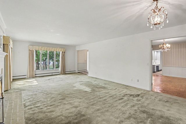 5453 Glen Harbor Drive, Kalamazoo, MI 49009